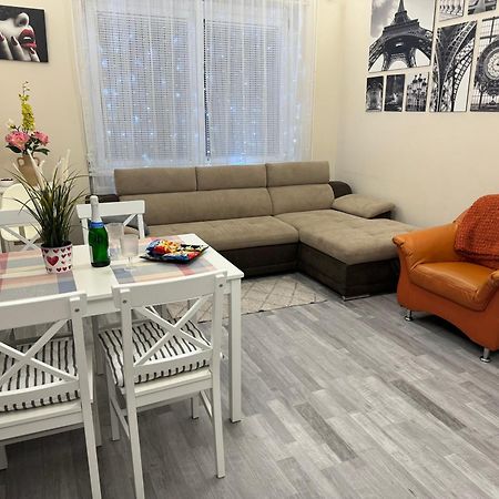 Relax Island Family Friedly Apartment بودابست المظهر الخارجي الصورة