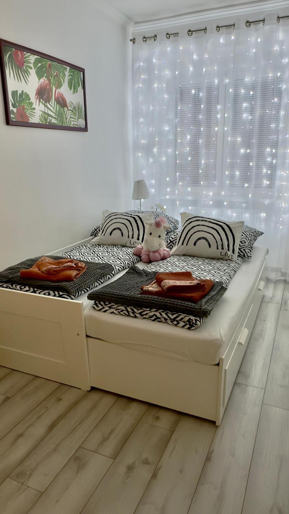 Relax Island Family Friedly Apartment بودابست المظهر الخارجي الصورة